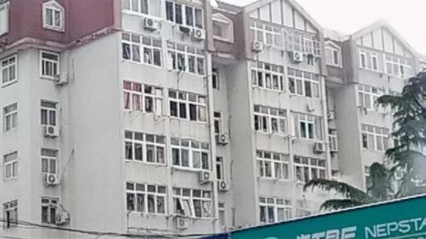 突發(fā)！青島一居民樓發(fā)生爆燃！已造1人死亡，7人受傷！3公里外有震感…
